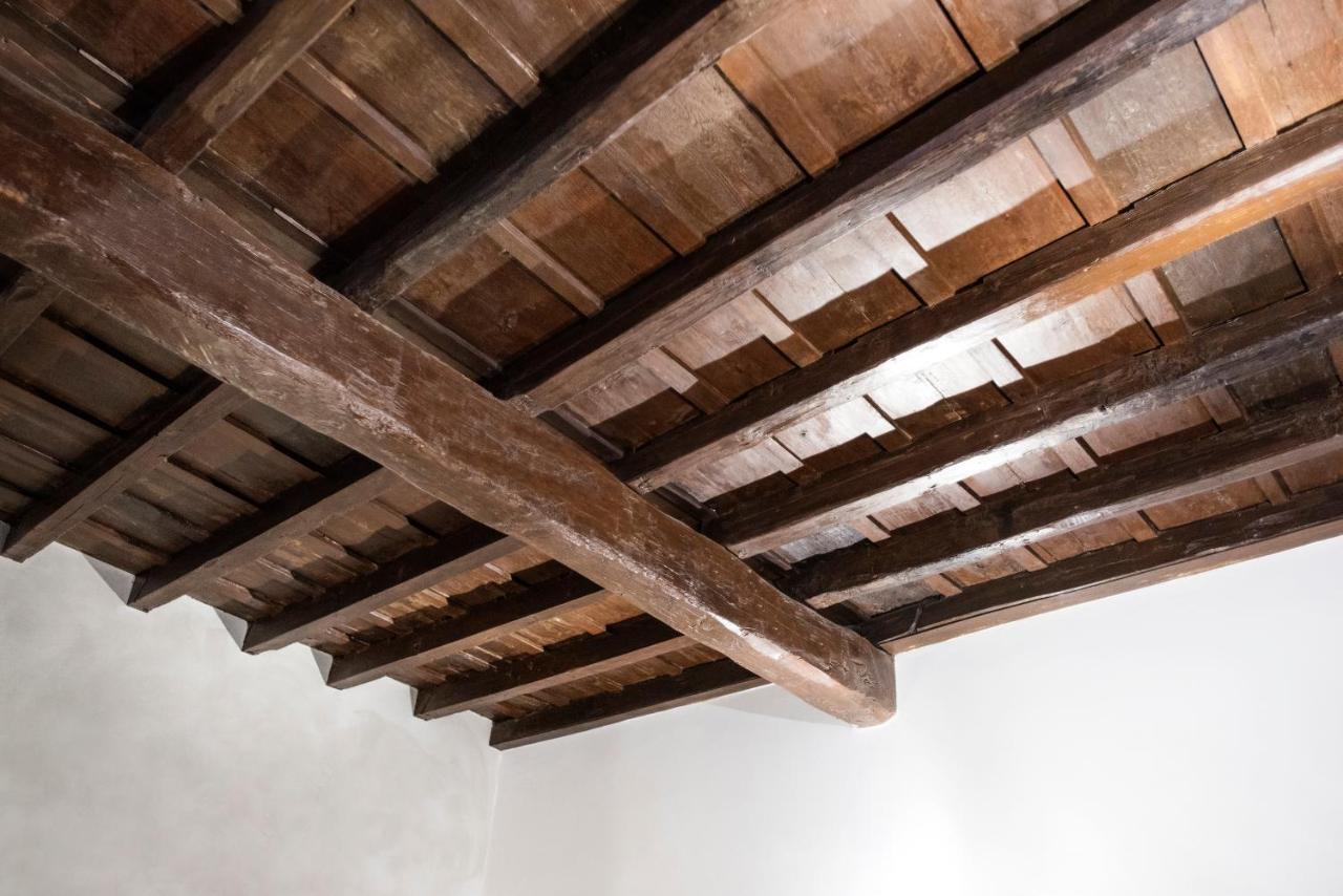 Apartment Near Trevi Fountain, Rome